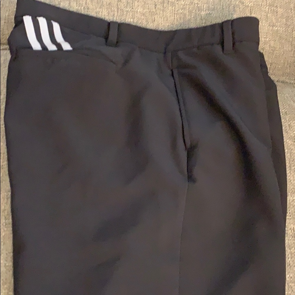 Men’s black 3 stripe golf shorts